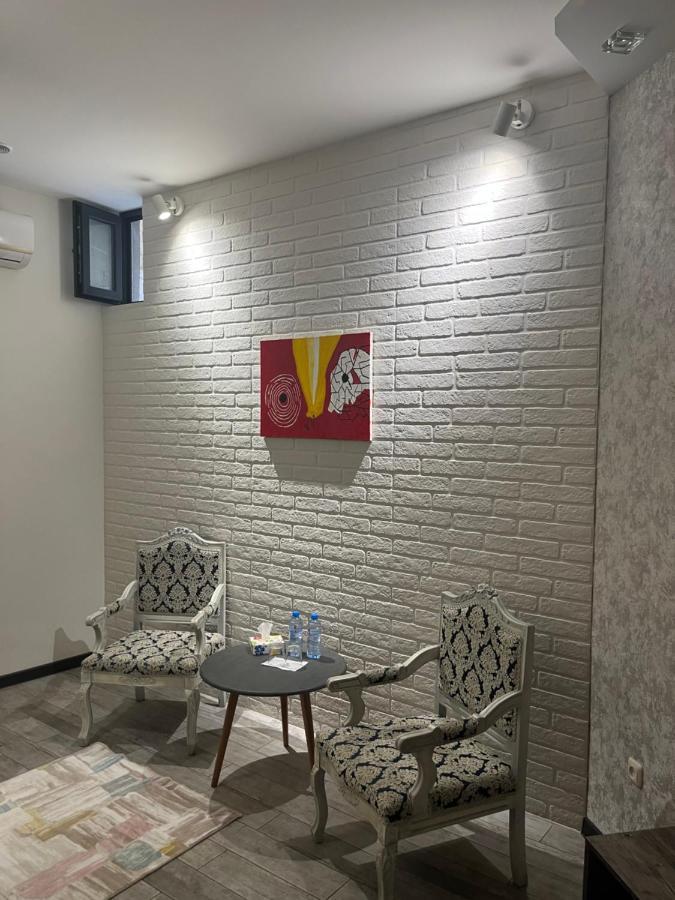 Street51 Hostel Jerevan Buitenkant foto